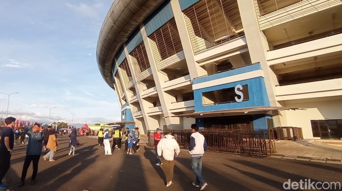 Suasana Stadion GBLA jelang Persib Vs Dewa United.