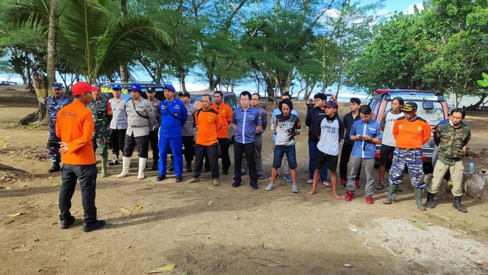 Terseret ombak pantai malang