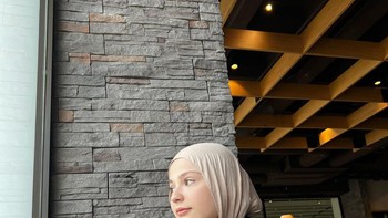 Tugba merupakan mahasiswi jurusan ilmu nutrisi dan diet di Hacettepe University, Ankara. Kampusnya termasuk salah satu perguruan tinggi terbaik di Turki. Foto: Instagram/Tugkiara  