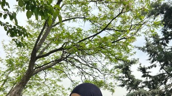 Warna favorit Tugba adalah hitam dan biru mint, sementara untuk makanan favoritnya kacang dan keju.