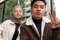 YouTuber Fiki Naki dikabarkan bakal menikah dengan gadis asal Turki Tugba Kiara. Seperti ini sosok Tugba yang ceria.