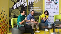 Selain penyampaian kesiapan kegiatan, dalam acara menuju BNI-UI HM 2023 juga digelar diskusi terkait persiapan bagi pelari agar terhindar dari cidera.   