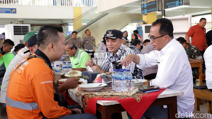Wali Kota Eri Cahyadi dan Menhub Budi Karya Sumadi