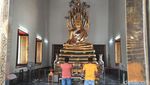 Potret Wat Pho, Kuil Tertua Thailand Simpan Patung Buddha Berbaring