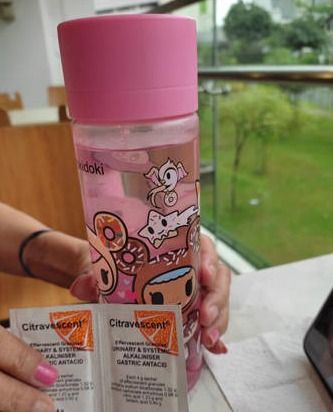 Gegara Bawa Minum Sendiri, Pelanggan dan Pelayan Ribut di Kafe