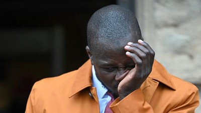 Air Mata Bahagia Benjamin Mendy Usai Lepas dari Dakwaan Pemerkosaan