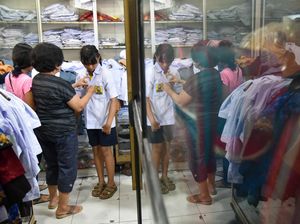 5 Tempat Membeli Seragam Sekolah di Surabaya, Buka Sampai Malam