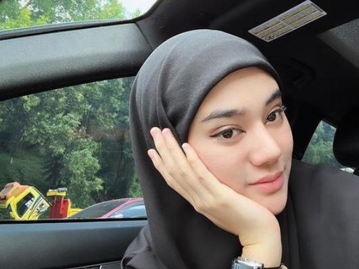 Clara Shinta