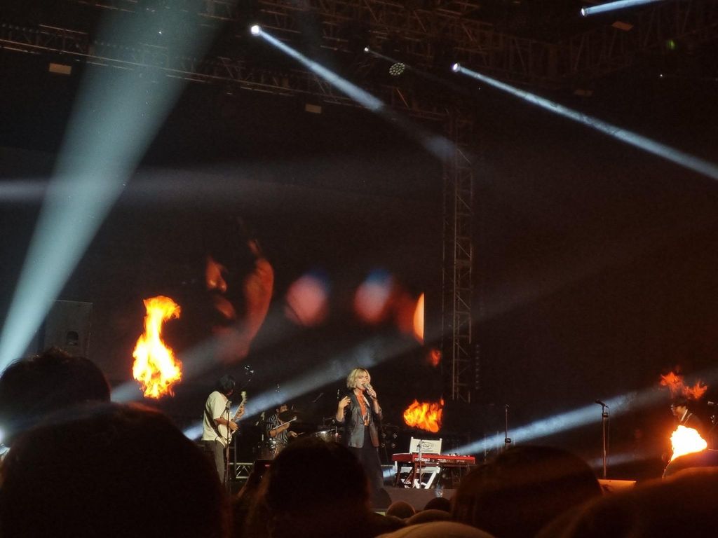 CXO Live On Stage