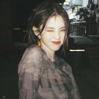 Meskipun awalnya selalu cekcok, Jungkook BTS akhirnya dapat meluluhkan hati Han So Hee dalam video klip SEVEN. Foto: Instagram