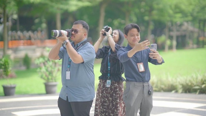 ilustrasi lomba foto dan video.