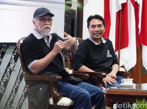 Saat Iwan Fals Cerita ke Bupati Soal Kenangan Masa Kecilnya di Madiun