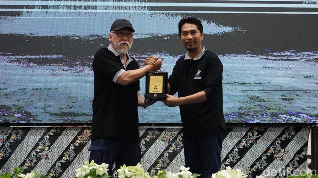 iwan fals madiun