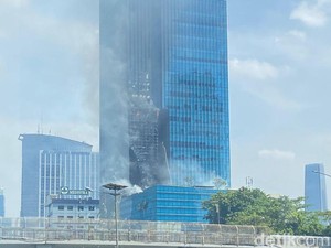 Usai Kebakaran, K-Link Tower Kembali Aktif Gelar Acara