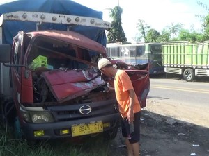 Mekanik yang Baru Perbaiki Kendaraan Mogok Tewas Tabrakan di Tol Cipularang