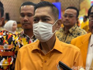 Jokowi Diisukan Jadi Ketua Wanbin, Golkar: Sampai Detik Ini Belum Kedengaran