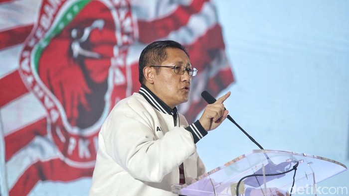 Ketua Umum Terpilih Partai Kebangkitan Nusantara Anas Urbaningrum hadir di Munaslub PKN, Jakarta, Jumat (14/7/2023).