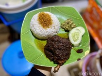 Cuma Rp 10.000 Bisa Puas Makan Nasi Bebek Madura Komplet di Sini