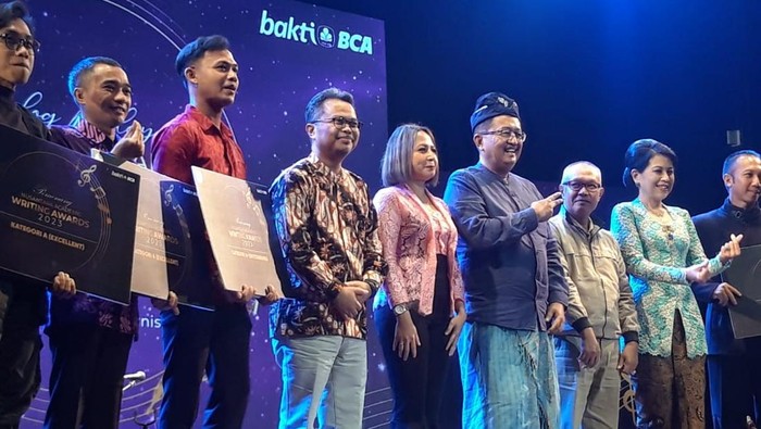 Bank Central Asia (BCA) bersama Nusantara Institute bekerja sama menggelar Nusantara Academic Writing Awards (NAWA), Sabtu (15/7/2023)