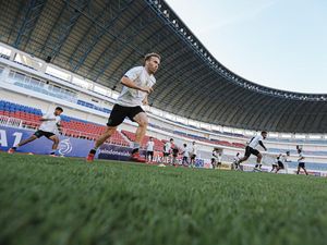 Jelang Persebaya Vs Persikabo, Ze Valente Absen Bela Bajul Ijo Lagi