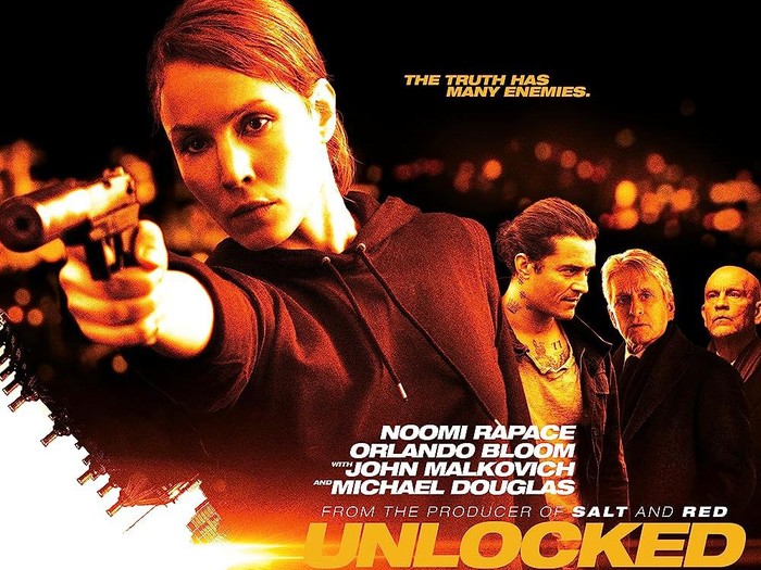 Poster film Unlocked.