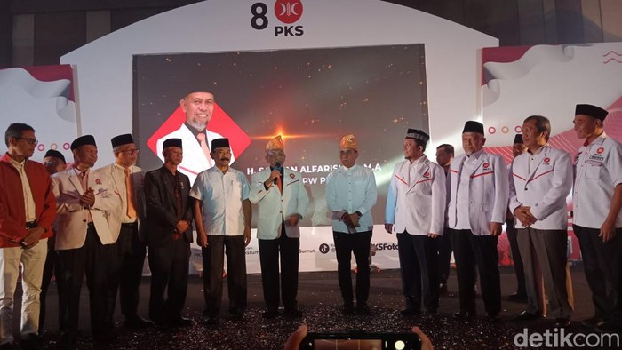 Presiden PKS Ahmad Syaikhu saat menghadiri acara di Medan.