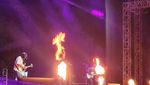 Reality Club Bakar Panggung CXO Media Live On Stage
