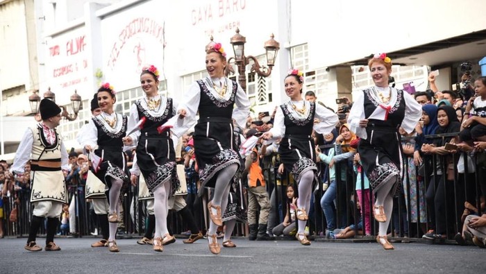 Surabaya Cross Culture.