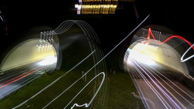 Masih Gratis! Begini Suasana Tol Cisumdawu Saat Malam Hari