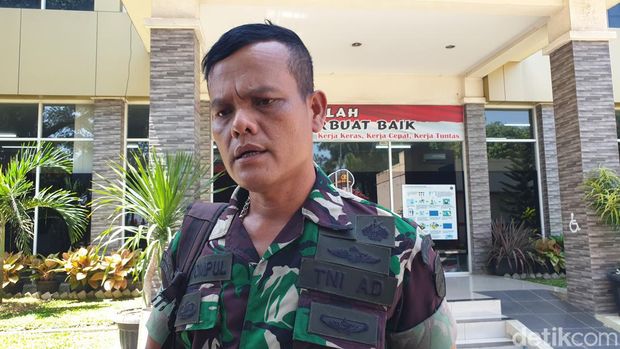 Tentara yang melaporkan dokter RS Bina Kasih Medan ke Polda Sumut atas dugaan malpraktik.
