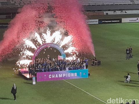 Thailand jadi juara AFF U-19 Women's Championship usai mengalahkan Vietnam 2-1 di Gelora Sriwijaya Palembang, Sumsel, Sabtu (15/7/2023).