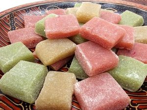 10 Makanan Khas Jogja yang Wajib Turis Coba, Gak Cuma Gudeg!