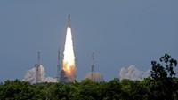 Indian spacecraft Chandrayaan-3, the word for moon craft in Sanskrit, blasts off from the Satish Dhawan Space Centre in Sriharikota, India, Friday, July 14, 2023. The Indian spacecraft blazed its way to the far side of the moon Friday in a follow-up mission to its failed effort nearly four years ago to land a rover softly on the lunar surface, the countrys space agency said. A successful landing would make India the fourth country, after the United States, the Soviet Union, and China, to achieve the feat. (AP Photo/Aijaz Rahi)