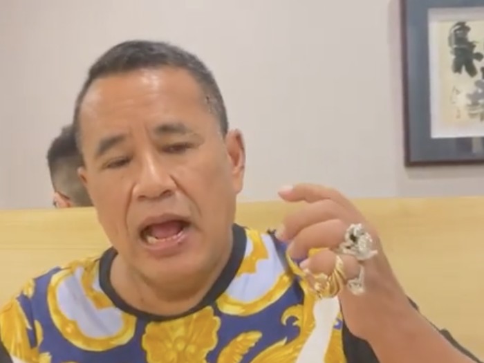 Hotman Paris Nongkrong di Kopi Johny hingga Rumah Makan Tamara Bleszynski