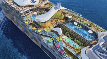 Kapal tersebut telah dibangun di galangan kapal Meyer Turku di Finlandia dan akan bergabung dengan armada Royal Caribbean di laut pada 26 Oktober, jelang debut pada 2024. Selama uji coba di laut yang telah dilakukan, lebih dari 450 spesialis melakukan uji selama empat hari di area teknis kapal itu, termasuk mesin utama, haluan dan baling-baling, serta tingkat kebisingan dan getaran. Foto: Royal Carribean