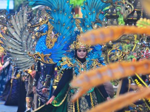 10 Inspirasi Baju Adat untuk Karnaval 17 Agustus 2023, Sulawesi hingga Papua
