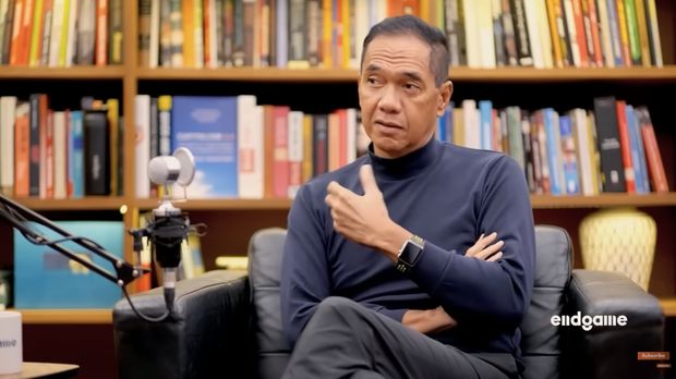 Mantan Menteri Perdagangan RI, Gita Wirjawan, yang bergerak di bidang pertambangan, perdagangan dan transportasi PT Ancora Indonesia Resources Tbk (OKAS). (Tangkapan Layar Youtube Gita Wirjawan)