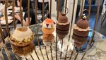 Menikmati Afternoon Tea Spesial dengan Kue Khas Turki di Kafe Jakarta