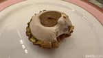 Menikmati Afternoon Tea Spesial dengan Kue Khas Turki di Kafe Jakarta
