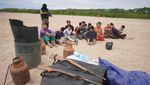 Penambang Emas Ilegal Bolivia Digerebek, 57 Orang Ditangkap-Kapal Dibakar