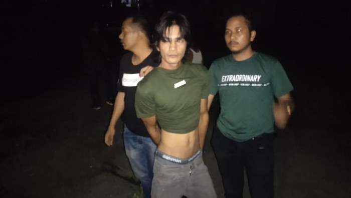 Iin Wensi, pelaku penganiayaan di Muara Enim, Sumsel.
