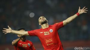 Persija Bantai Bhayangkara FC 4-1, Simic Brace