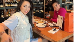 Shinta Bachir Saat Kulineran di Bali dan Nongkrong Cantik Bareng Sahabat