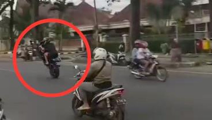 Viral pemotor di Malang