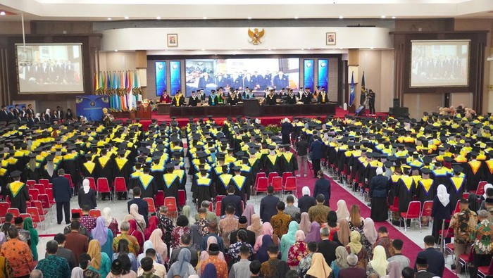 Cumlaude Universitas Brawijaya