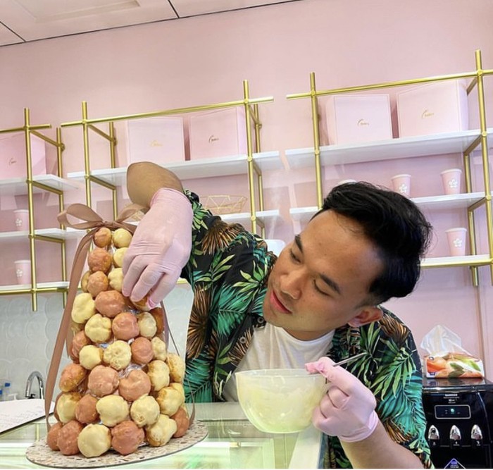 Anwar BAB Kini Makin Jago Masak dan Bikin Kue