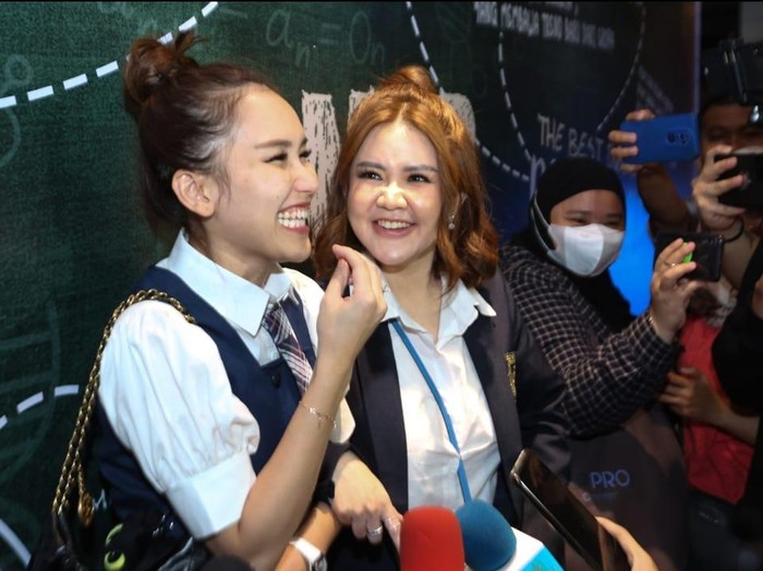 ayu ting ting saat ditemui di kawasan jakarta.