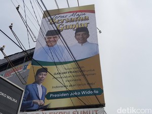 Baliho Jokowi Pilih Ganjar Pranowo Sebagai Penerus Muncul di Medan
