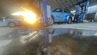 Perusahaan taksi biru, PT Blue Bird Tbk menargetkan dapat mengadopsi hingga 500 unit kendaraan listrik untuk armadanya hingga akhir 2023.  