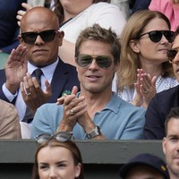 Banyak netizen yang menyamakannya dengan karakter yang diperankan Brad Pitt di film ‘The Curious Case of Benjamin Button’. Dia seperti efek Benjamin Button. Serius. Penuaan Brad Pitt mundur, tulis seorang pengguna Twitter. (Foto: AP Photo/Kirsty Wigglesworth)